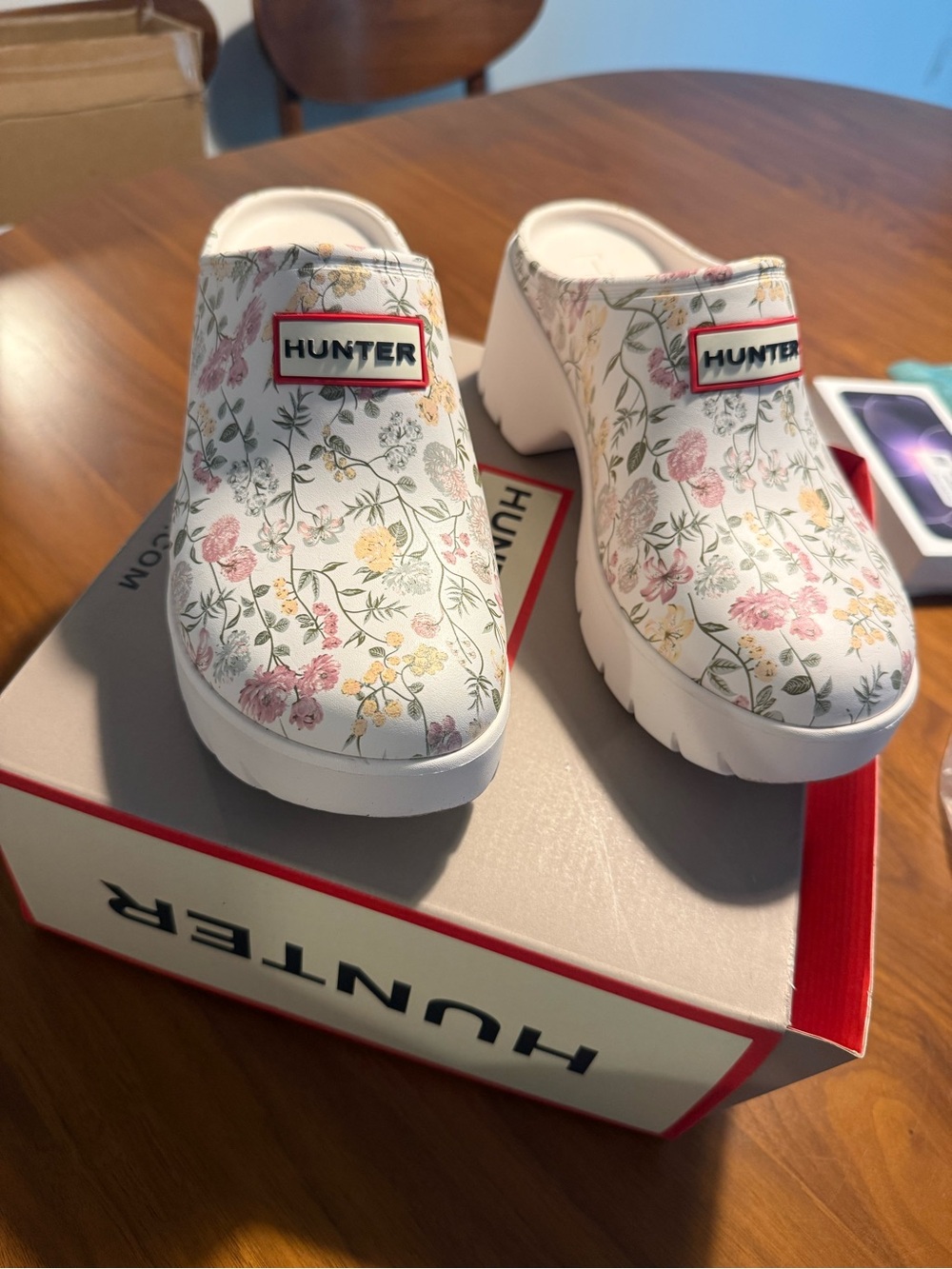 Hunter Anika Slip On Clogs size 8